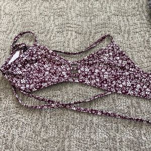 Jolyn Tomcat floral top